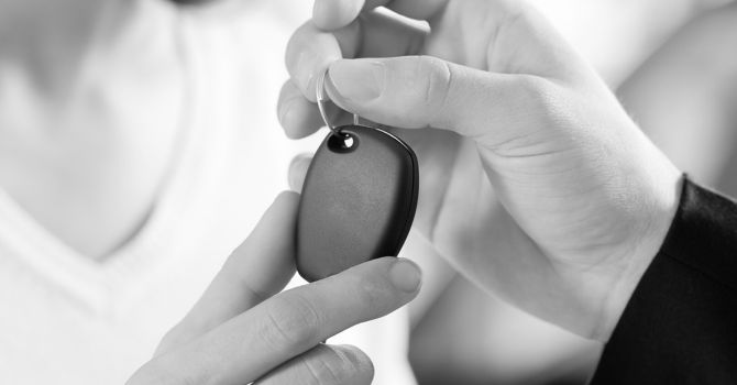 Una parte sustancial de las ayudas las pagan los mismos fabricantes de coches.